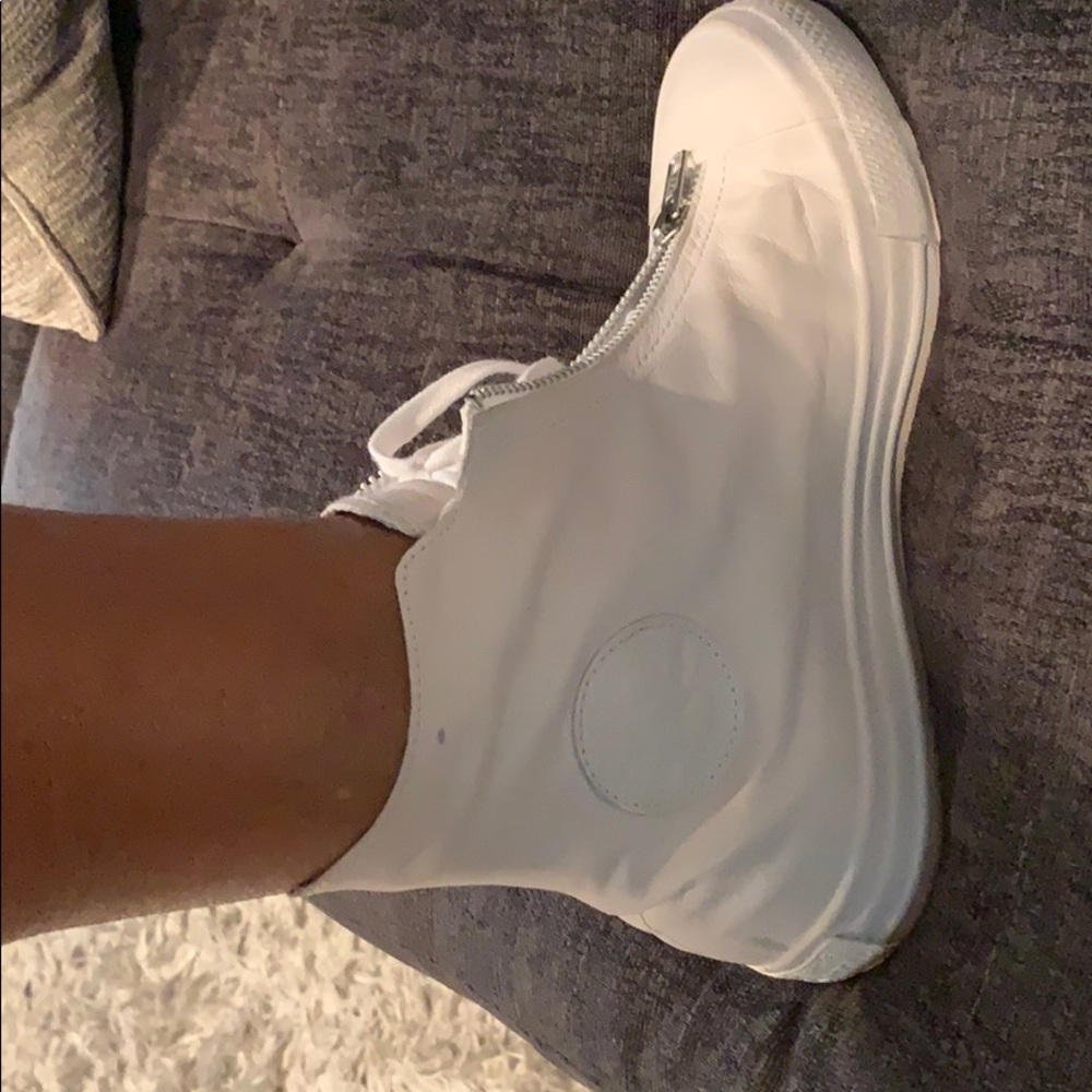 Converse - Picture 4 of 6